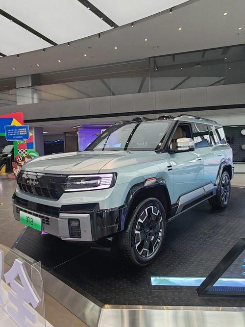 深圳129比亚迪方程豹硬派越野的爆款，英菲尼迪35周年与你共成长